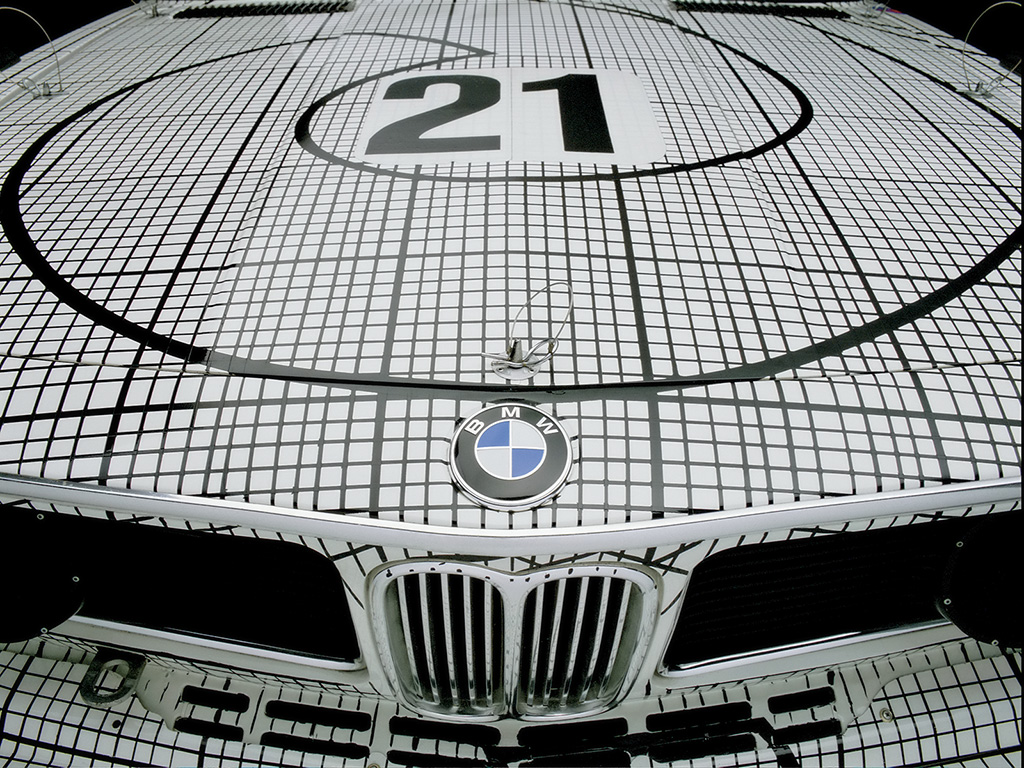 02-bmw-art-car-1976-30-csl-stella-05_1024x768.jpg