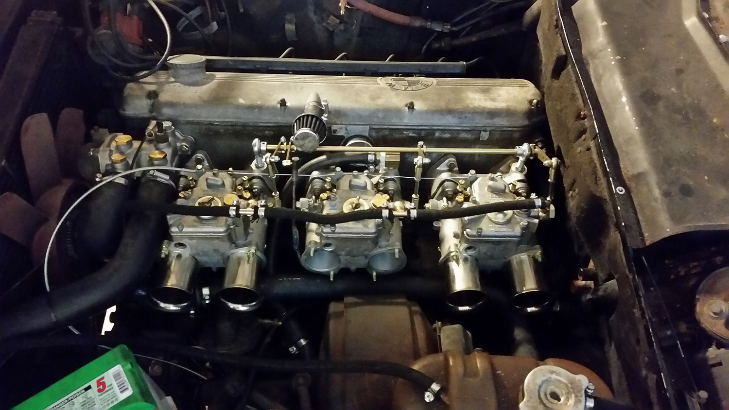 09-engine.jpg