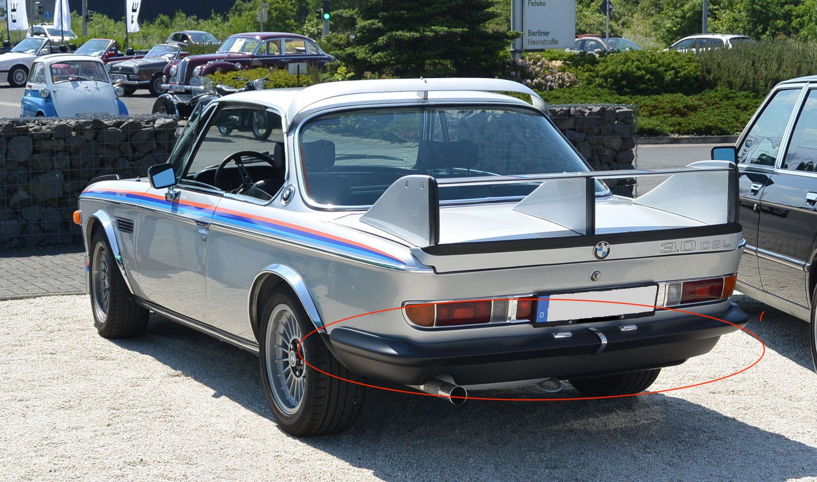 1599px-Bmw-e9-csl-hi.jpg