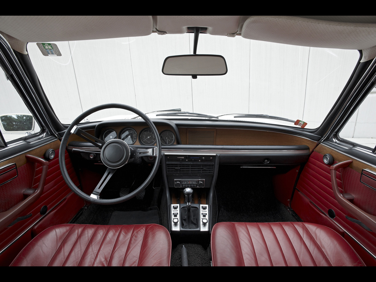 1973-BMW-3-0-CSI-Dashboard-1280x960.jpg