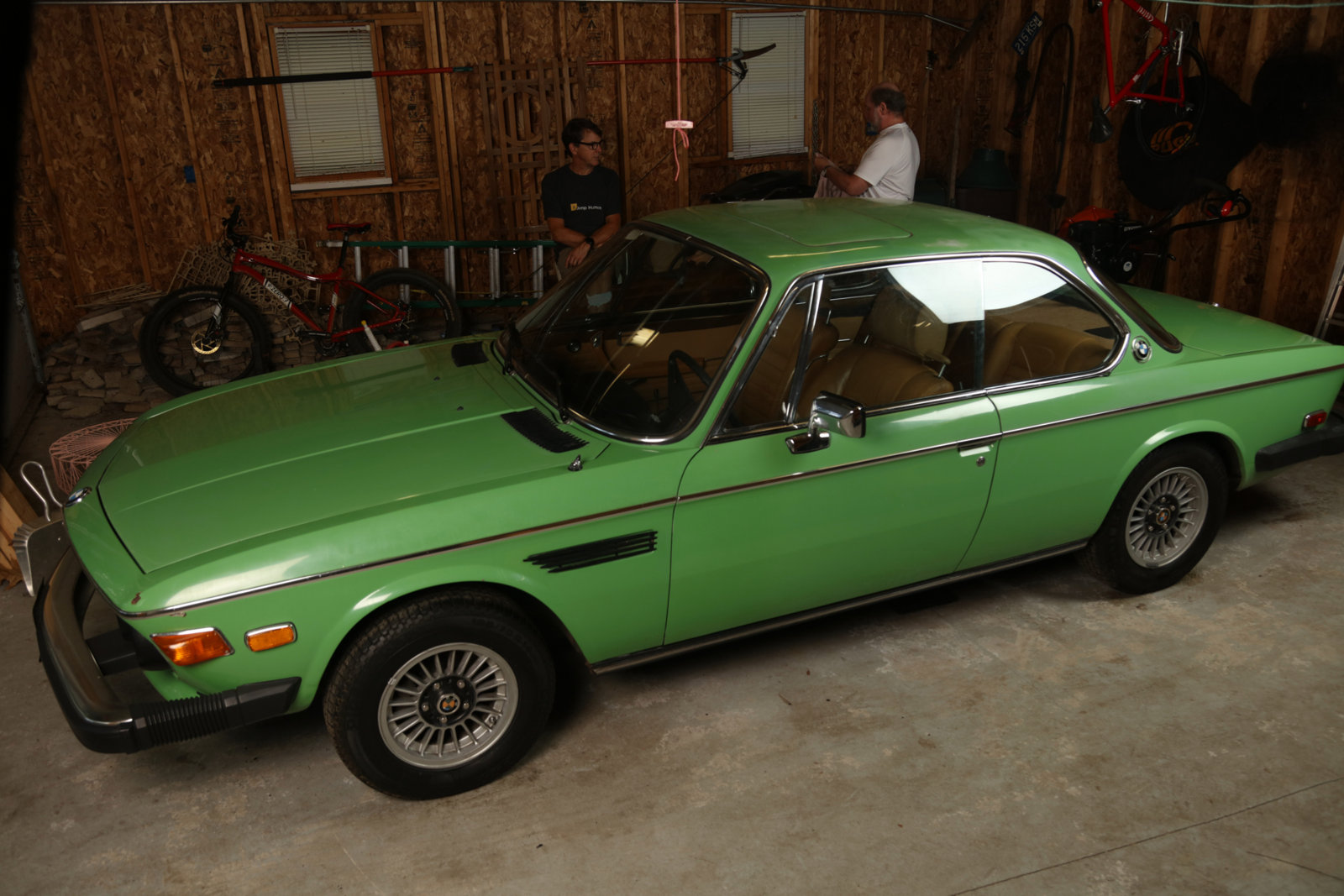 1974 Mintgrun BMW 3.0 CS (2).jpg