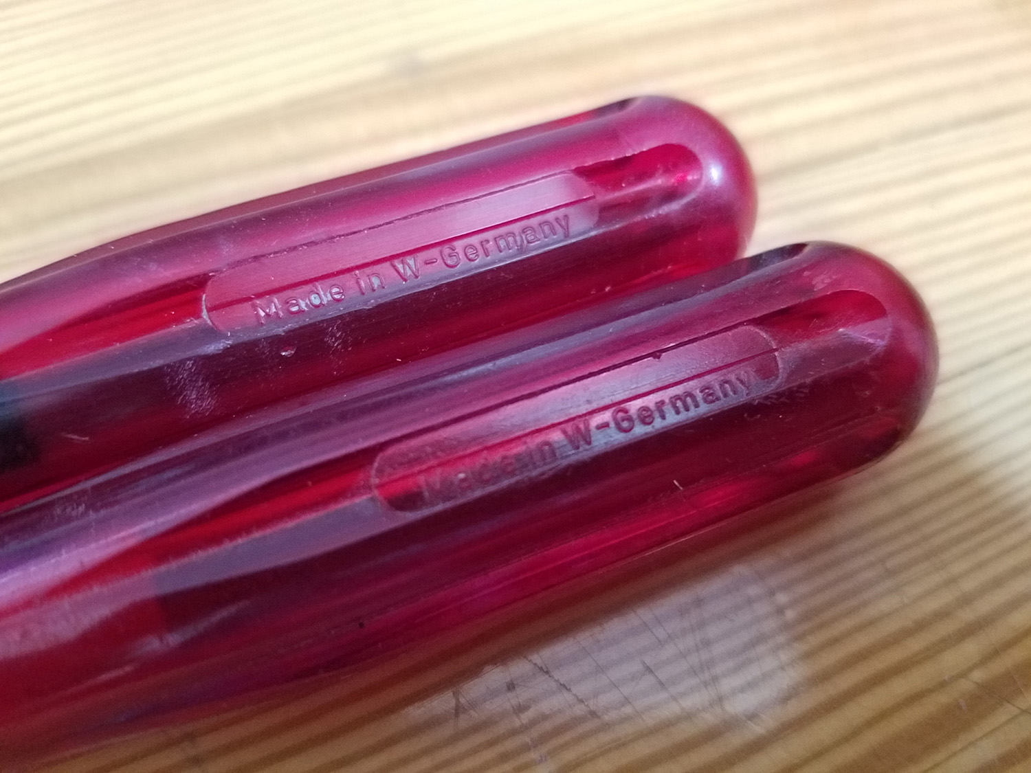 20210517-red white black 2.jpg