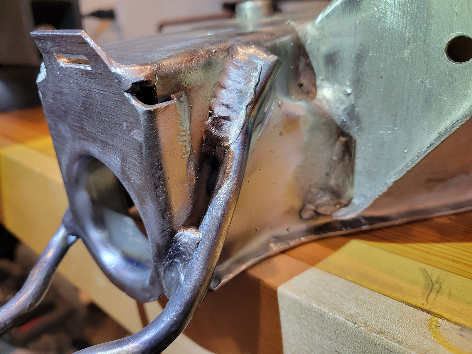 20211127-05-right hook welds.jpg