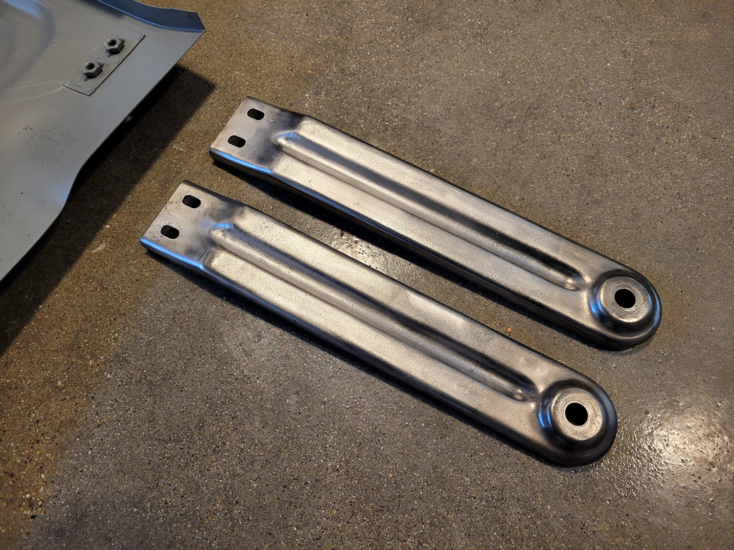 20220213-tie push rods.jpg