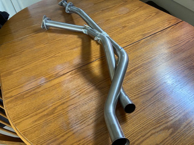 3.0CS Front Pipes 1.jpg