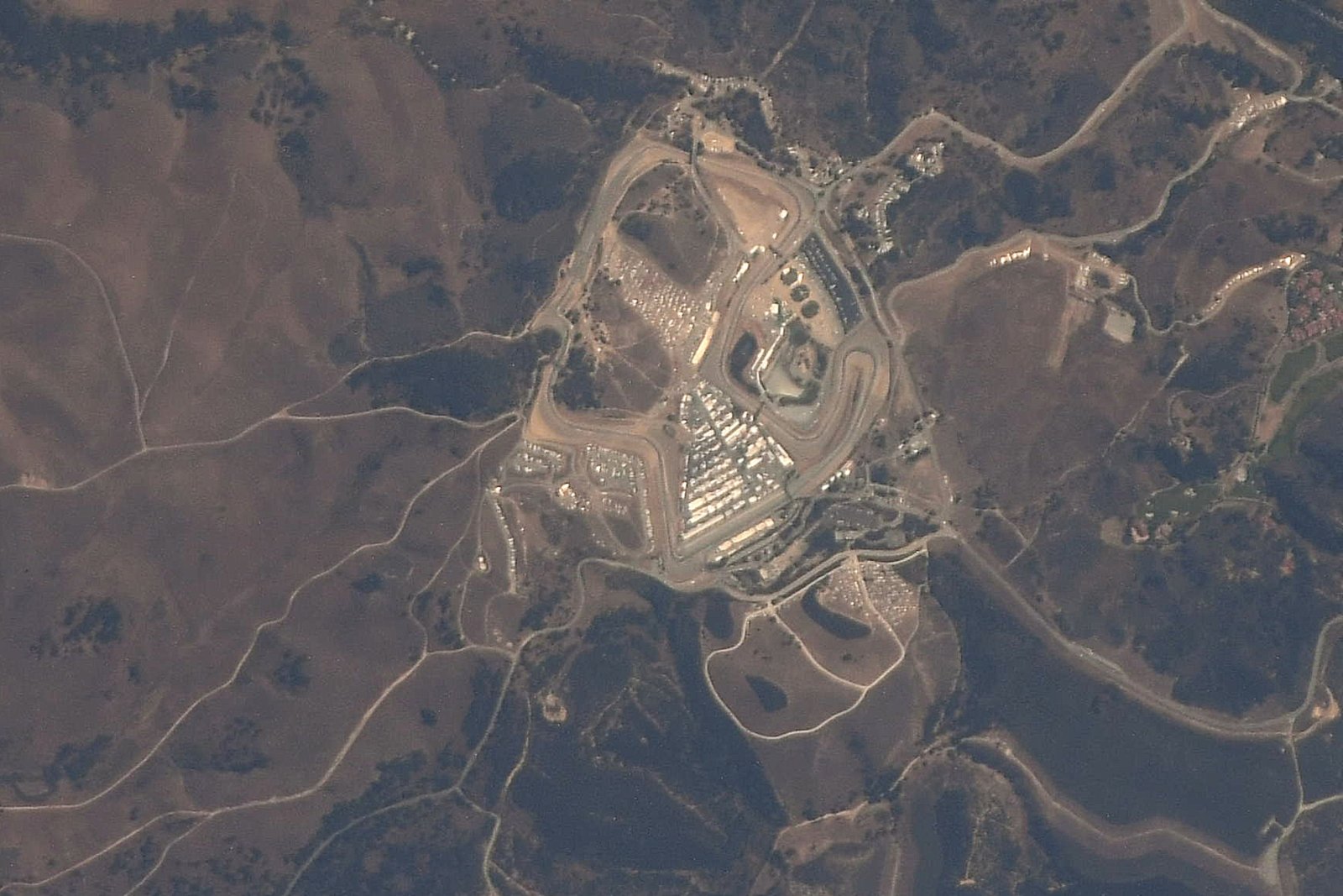 400D7234_LagunaSeca.jpg