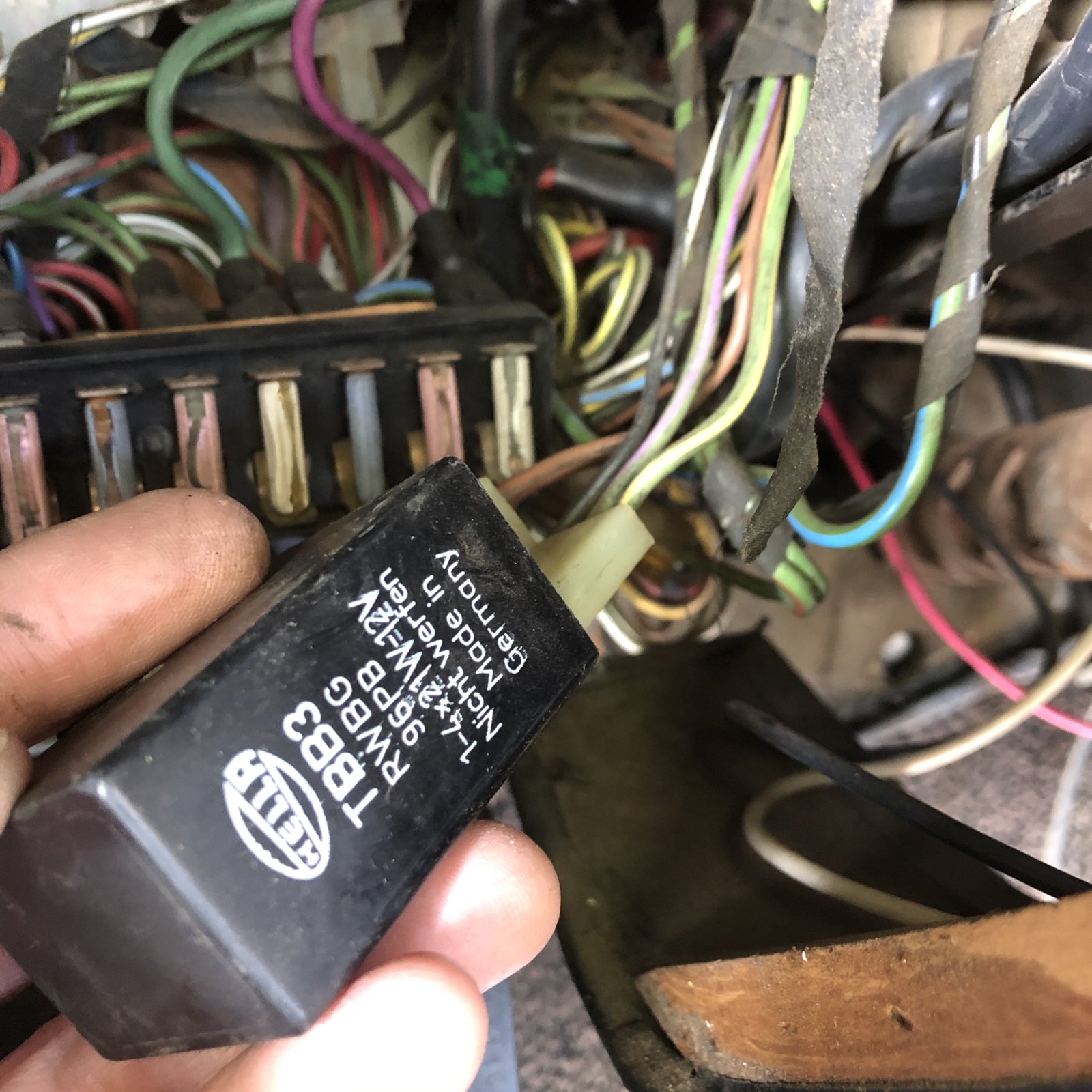 Turn signal relay BMW E9 Coupe Discussion Forum