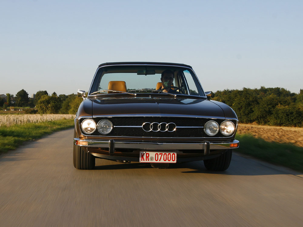 audi-100-ls-cars-move-us.jpg