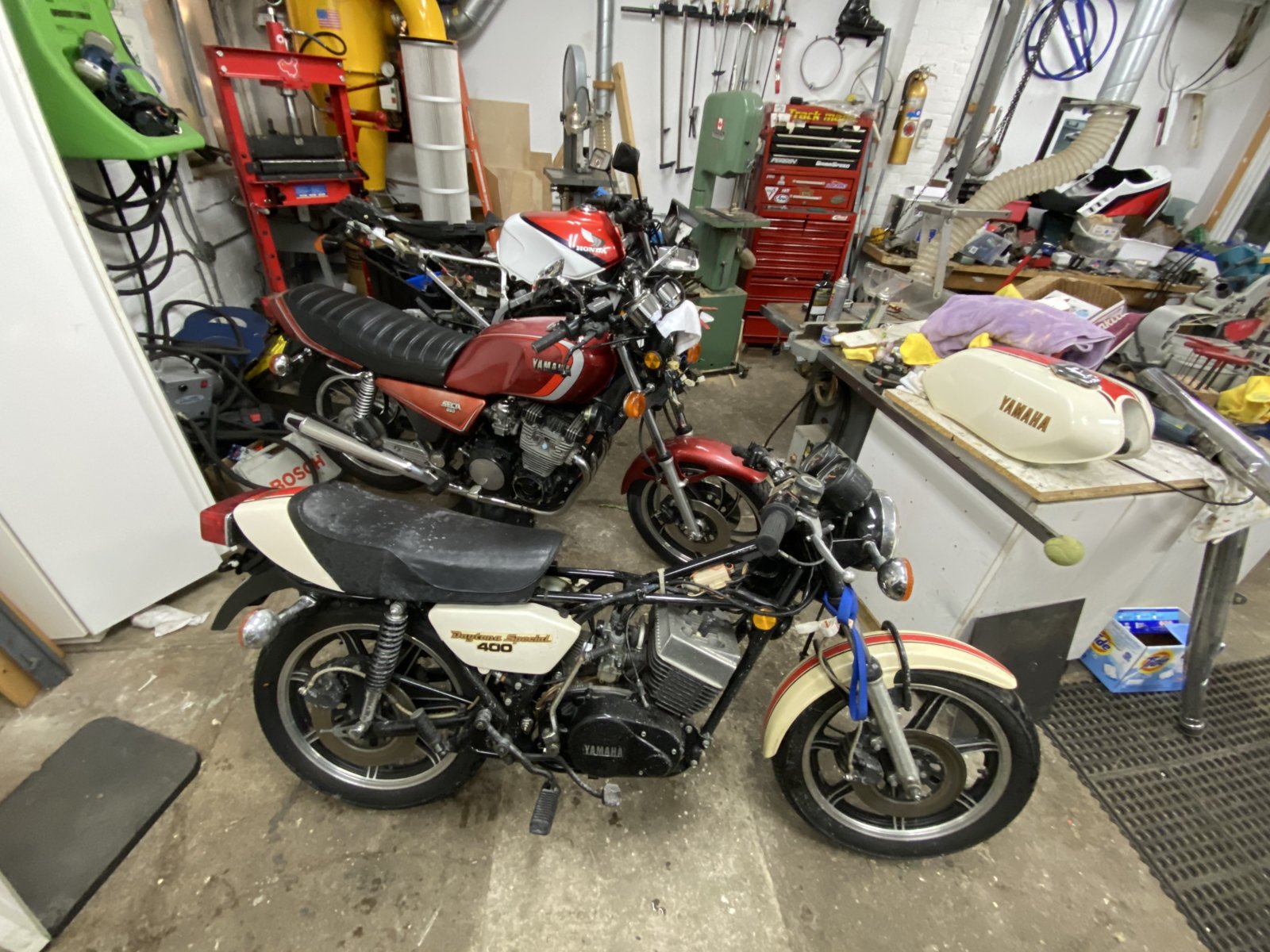 BIKE SHOP 2.jpg