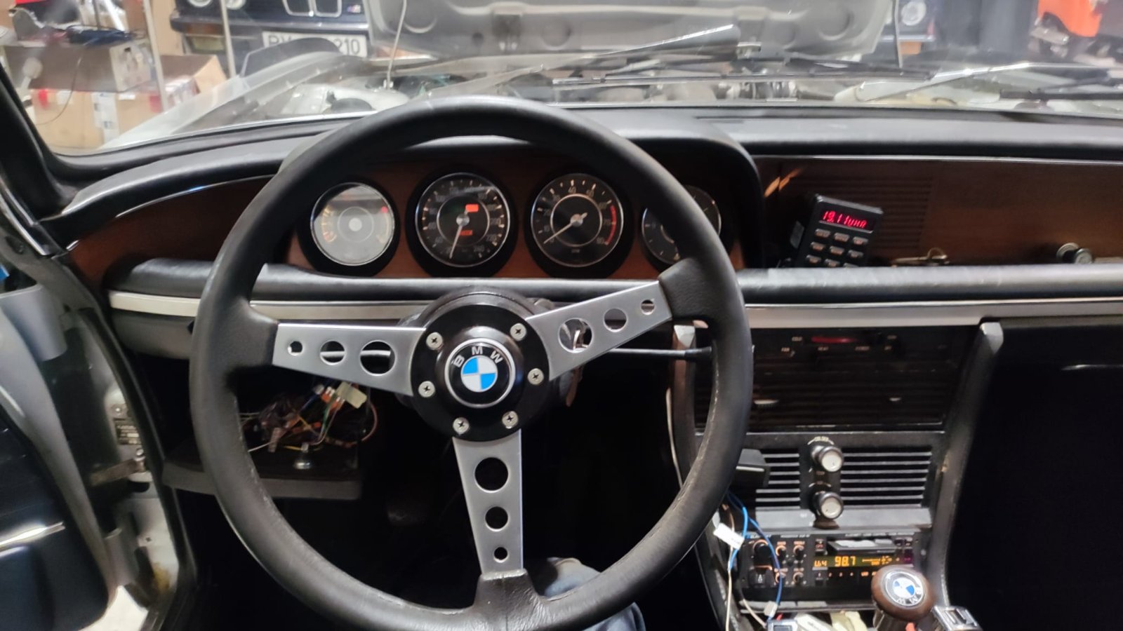 BMW E9 Lenkrad 35 cm.jpeg