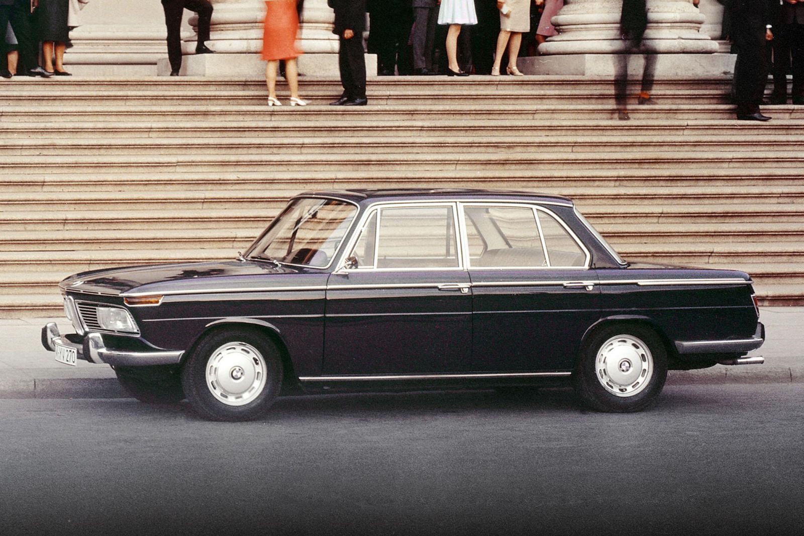 bmw-neue-klasse-1.jpg