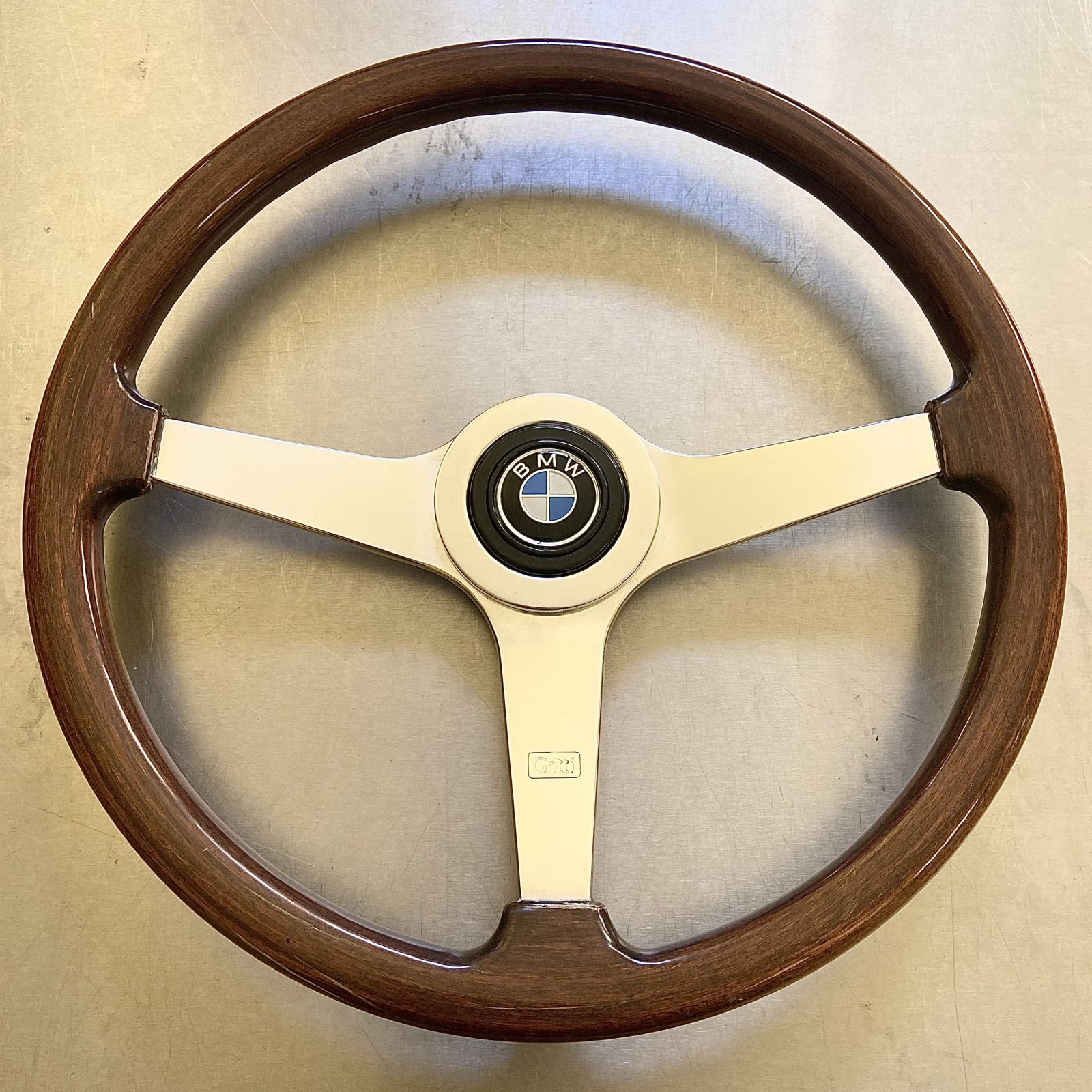 thumbnail image 2 of Vintage Wood Steering Wheel – Fits BMW E3 E9 E12 E21 E23 E24 1976-1984 – 380mm 2 of 5