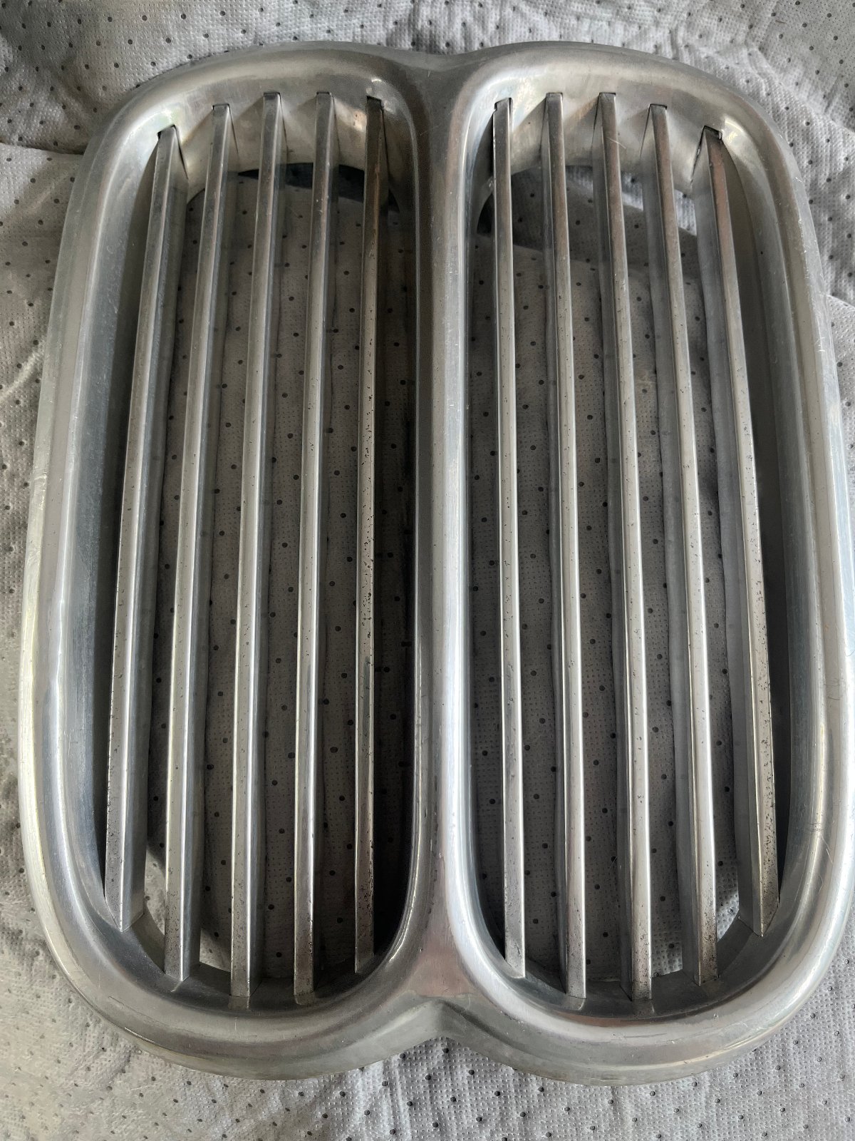 center grille 2.jpg
