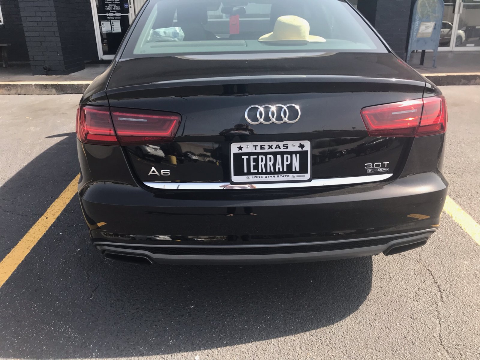 deadcars3.jpg deadcars3.jpg