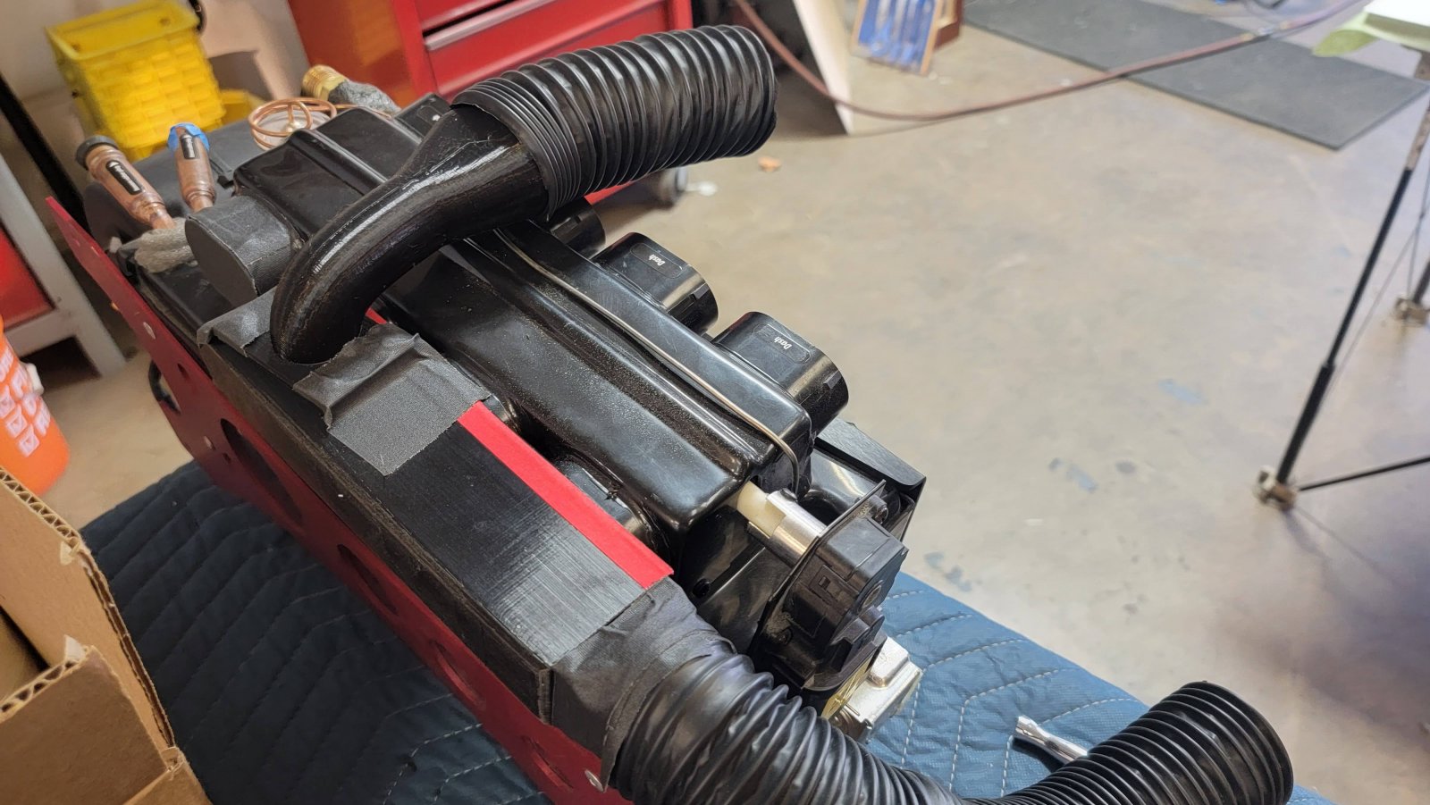 defrosterManifold.jpg