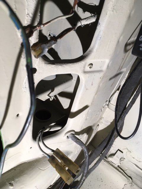 Discon front window.JPG