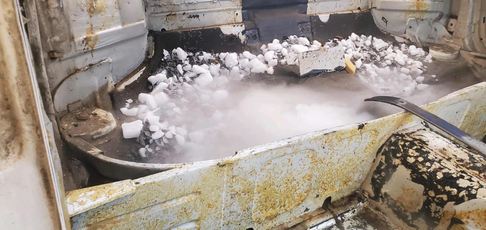 dryIce.jpeg dryIce.jpeg