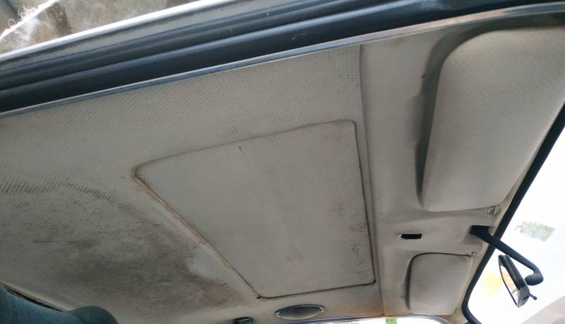 E9_2.5CS_Headliner.jpg