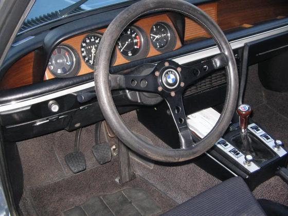 early Alpina CSL strg wheel.jpg