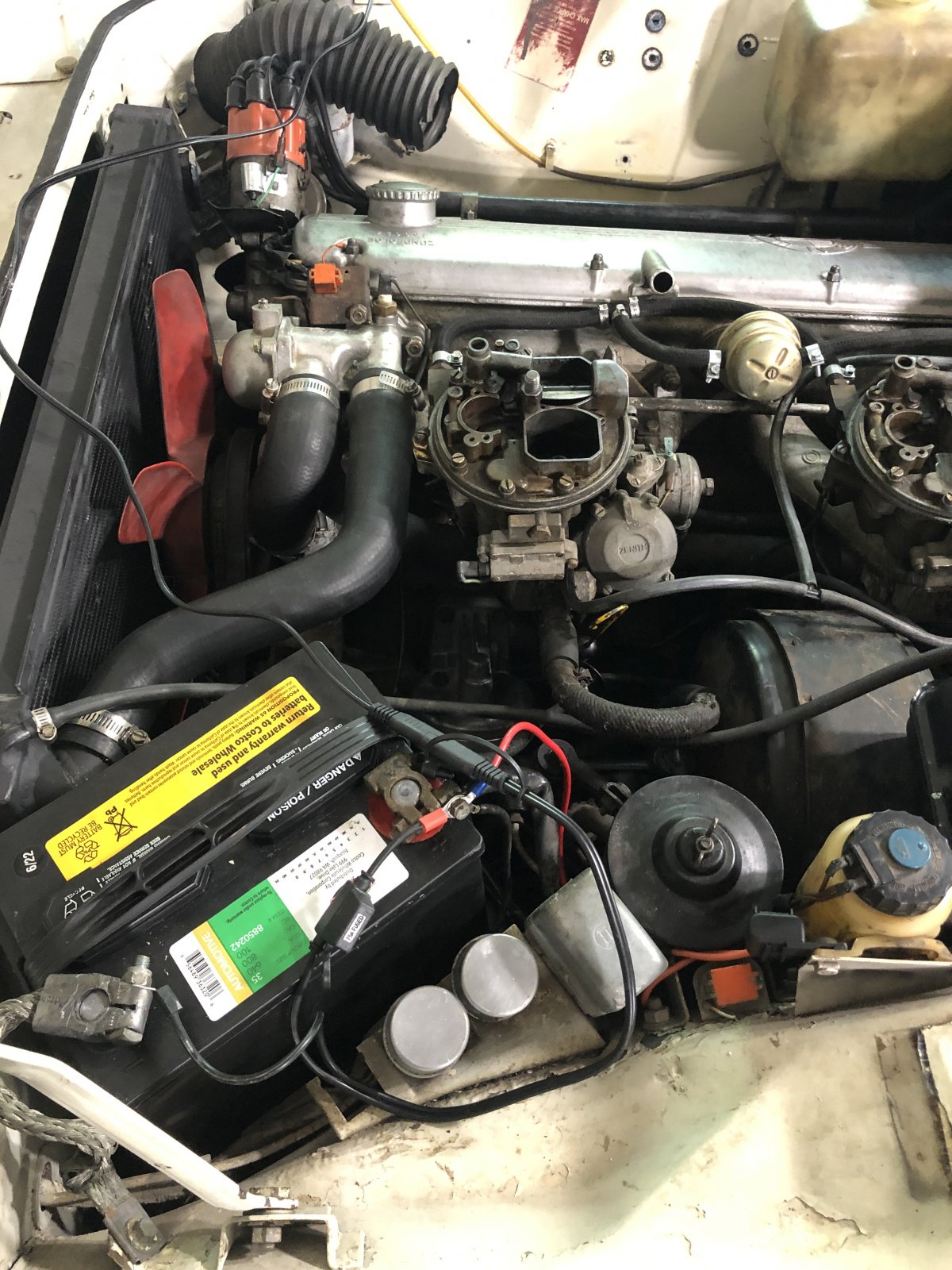 engine compartment.JPG