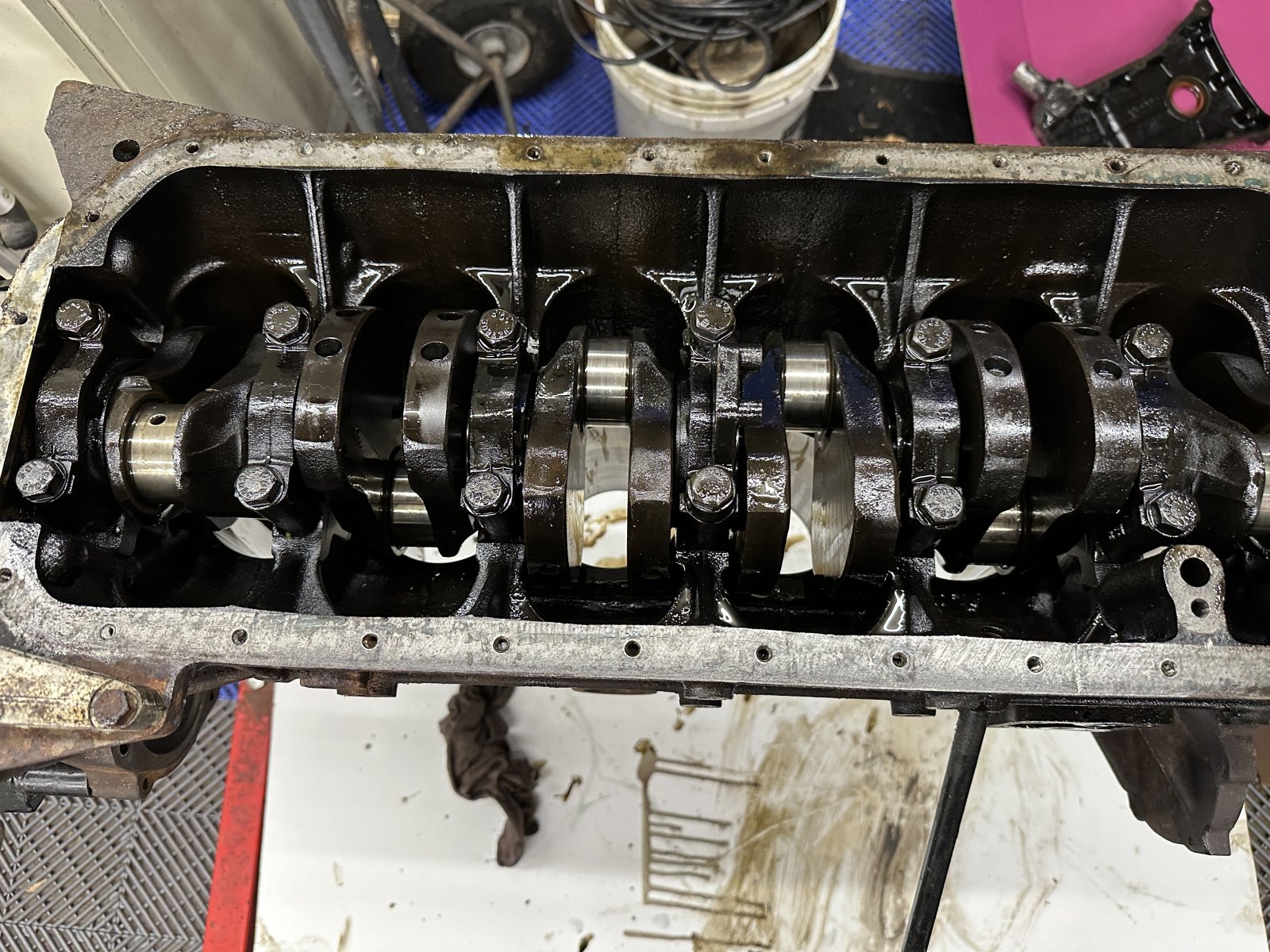 Engine with pistons removed.JPG