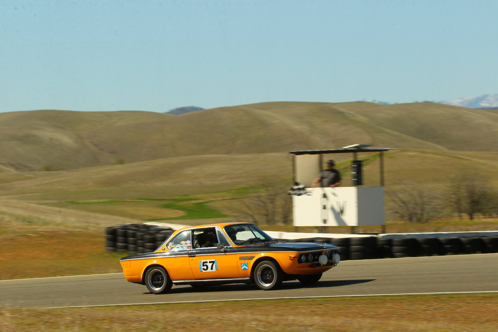 Essex E9 on THill West.JPG