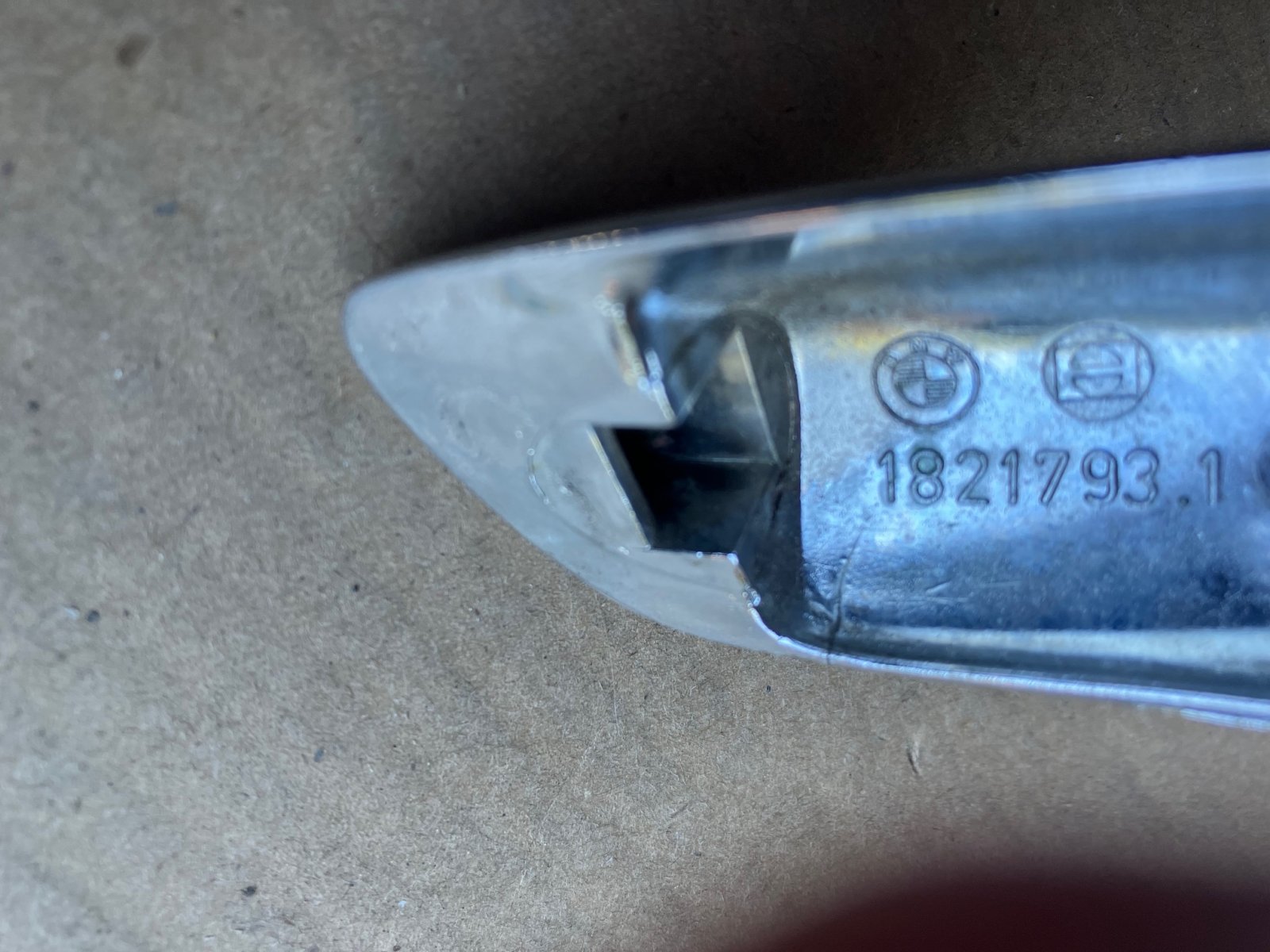 Exterior Flag Mirror (2).jpg