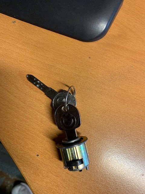 ignition switch.jpg