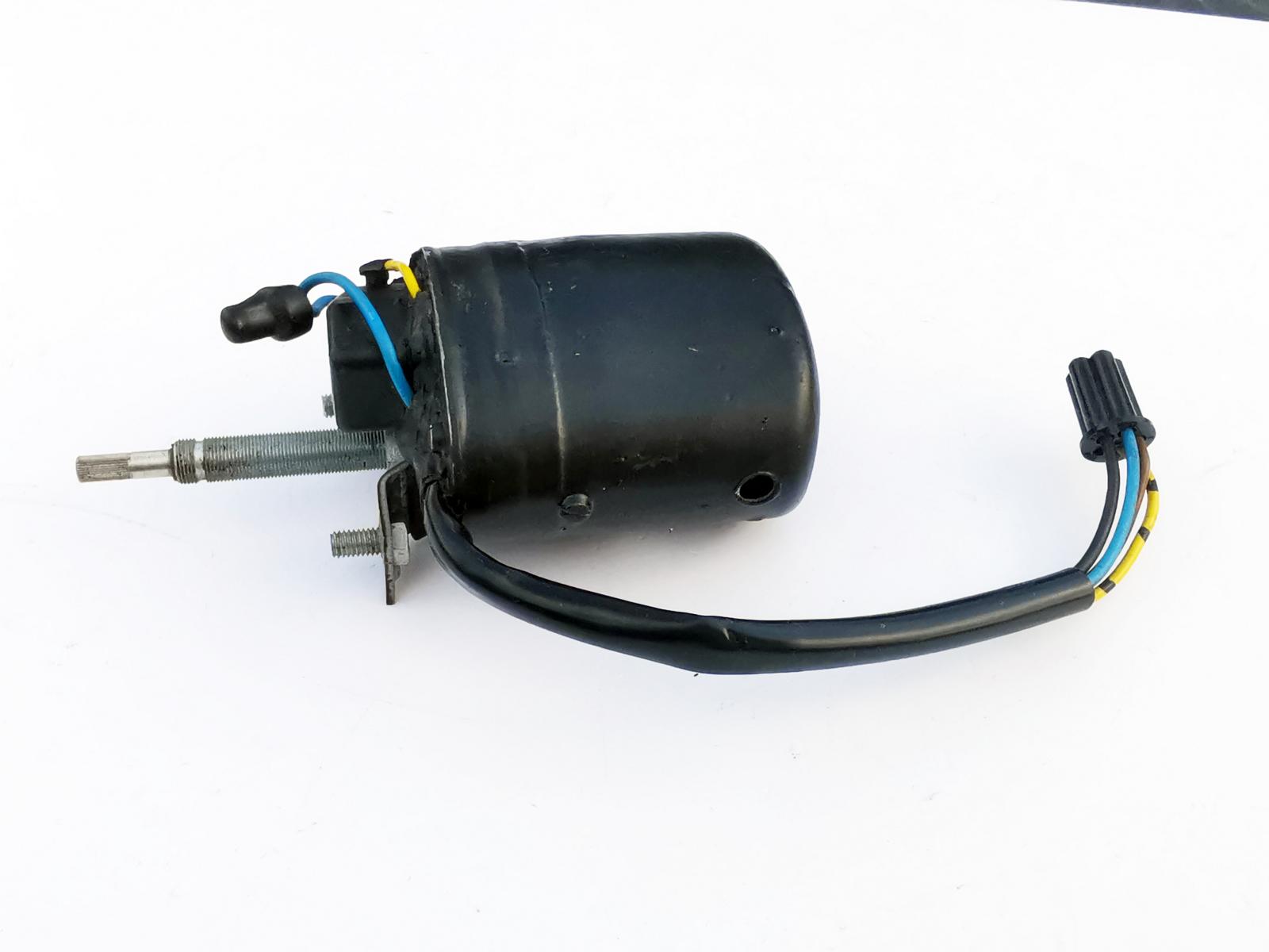 headlight cleaning system wiper motor right, bosch | BMW E9 Coupe ...