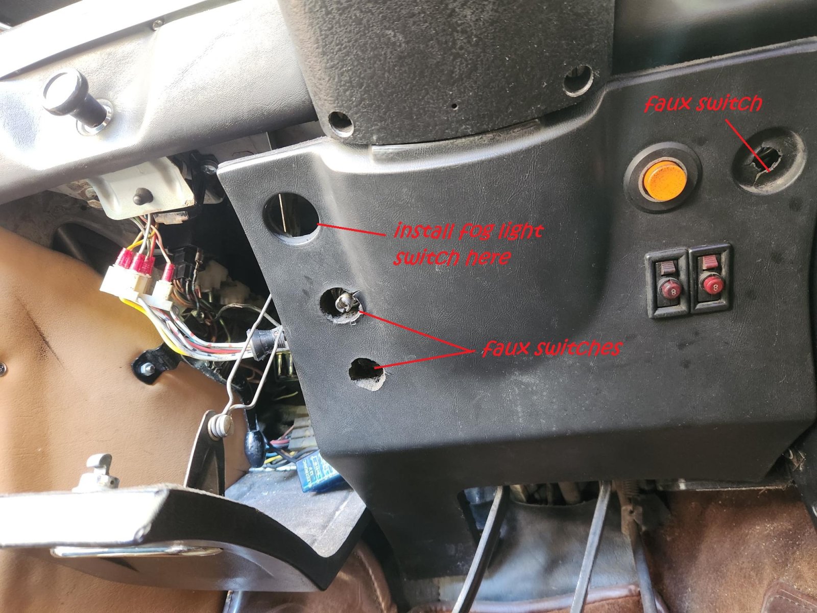 Knee pad panel labeled.jpg