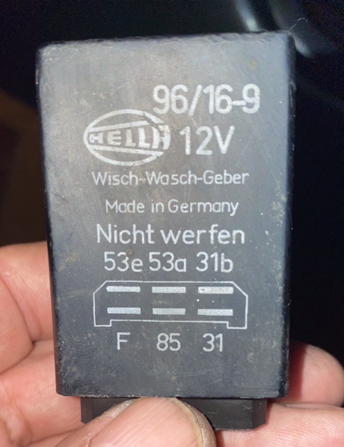Mar 71 2800CS wiper relay.jpeg Mar 71 2800CS wiper relay.jpeg