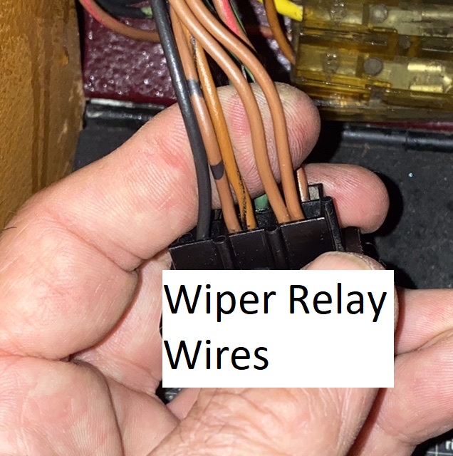 Mar 71 2800CS wiper wire 1.jpg Mar 71 2800CS wiper wire 1.jpg