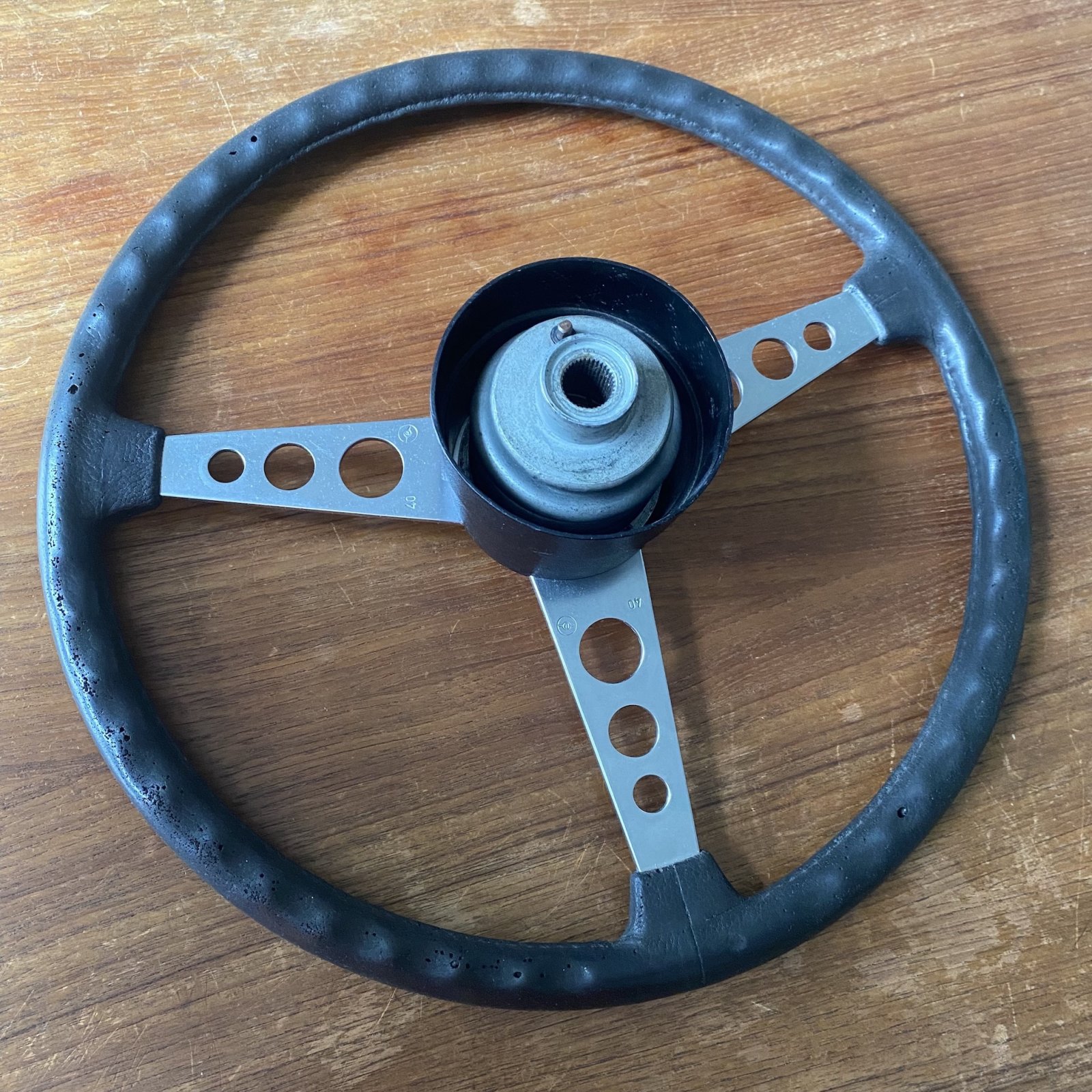 petri_sports_steering_wheel_400mm_5.jpg