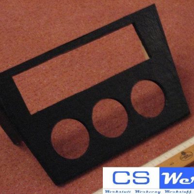 Teil_18_BMW_E9_Instrumenten_Blende-400x400.jpg