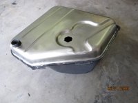 Gas tank 002.jpg