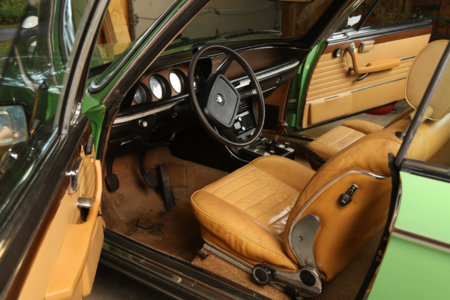 15976787892bce26cd29BMW30CS-025.jpg
