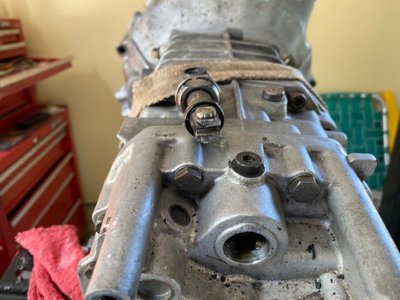 Broken shifter 2.jpg