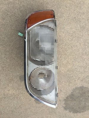 2000cs headlight.jpg