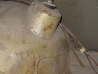 Cracked shock mount.JPG