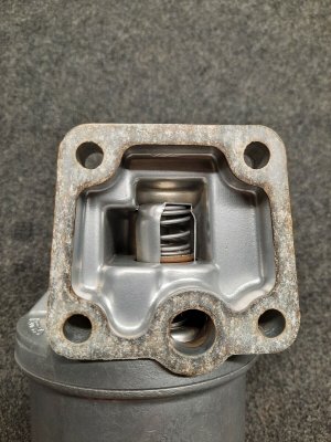 m30b32oilfilter.jpg