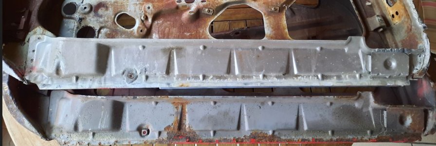 Door frames standard vs Alu.JPG