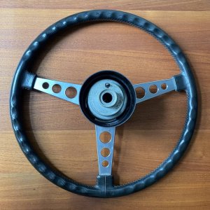 petri_400_bmw_sports_steering_wheel_7.jpg