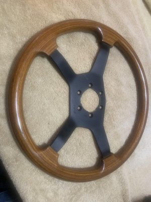 Raid steering wheel1.jpg