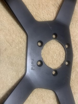 Raid steering wheel2.jpg