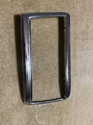 Bmw rear taillite trim E12 E28  1.jpg