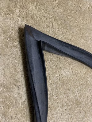 E12 trunk seal 2.jpg