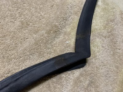 E12 trunk seal 3.jpg