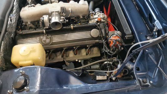 Enginebay2.jpg