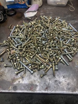 Bolts 3.jpg