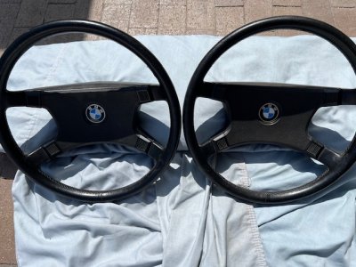 Steering wheels front Horizontal.jpg